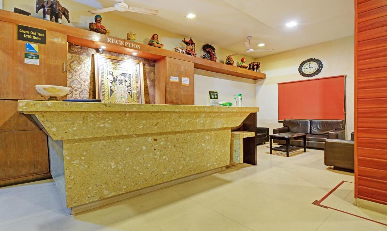 Treebo Trend Shree Vilas Nāthdwāra エクステリア 写真